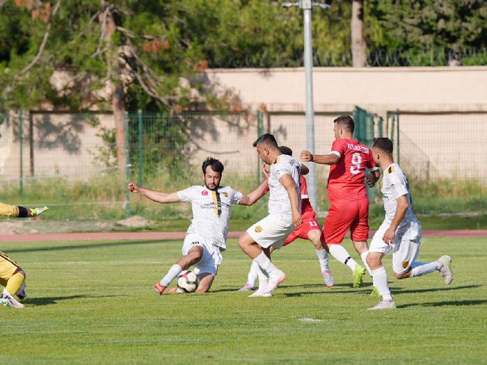 Köylerarası Futbol Turnuvası’nda gollü maçlar